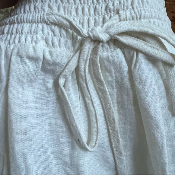 Westbound woman White The ISLAND Crop Pull-On Mid Rise Wide Leg Drawstring Pant - Picture 3 of 10